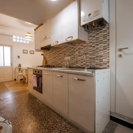 244b - Casa Ludo, Centro Storico,140m Dalla Baia Del Silenzio Patrimonio Unesco E Mare דירה